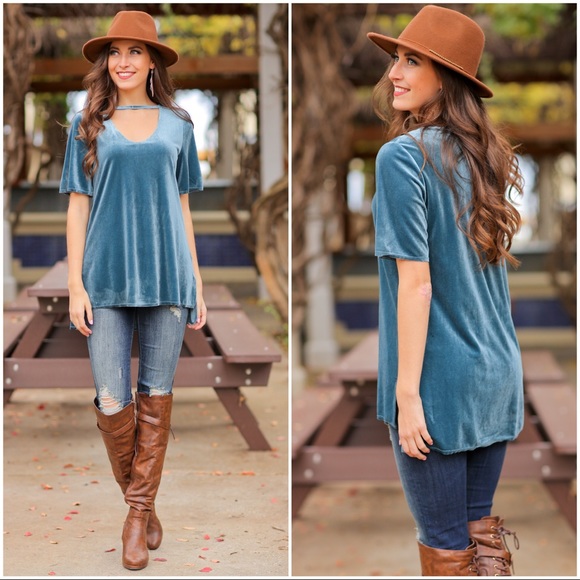 ✨LAST ONE✨Teal Velvet Choker Tunic - Picture 3 of 3